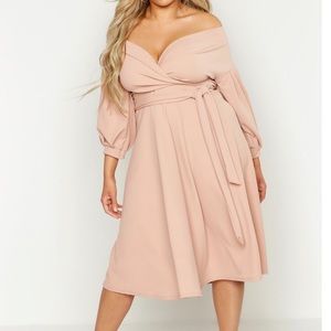Boohoo brand size 14, pink blush dress